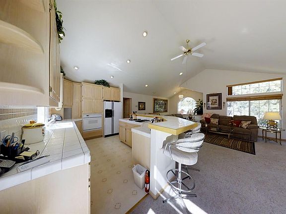 4th image of 904 Sagewood Dr