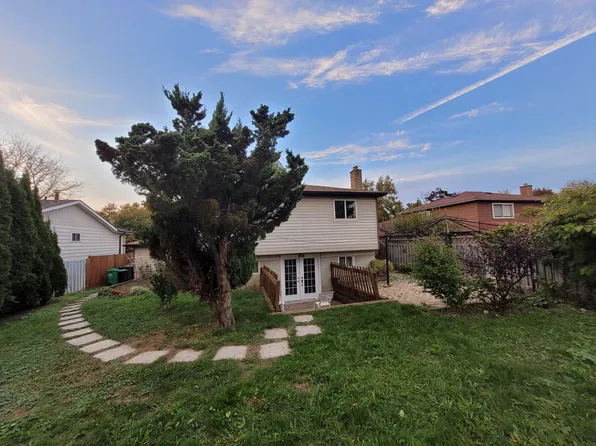 218 Longwood Dr, Caledon, ON L7E 4A2