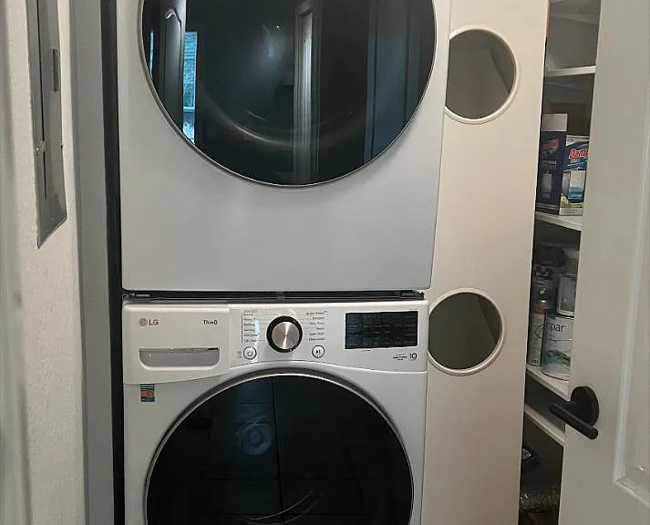 Unit Photo