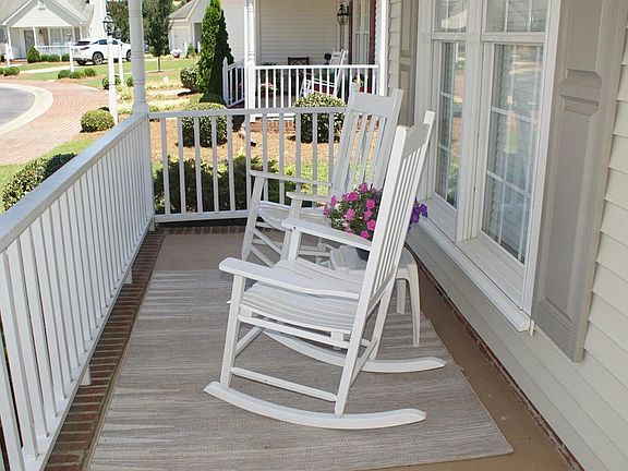 3rd image of 3770 Loblolly Drive