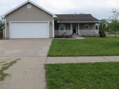 401 NE Independence Ct, Topeka, KS, 66608