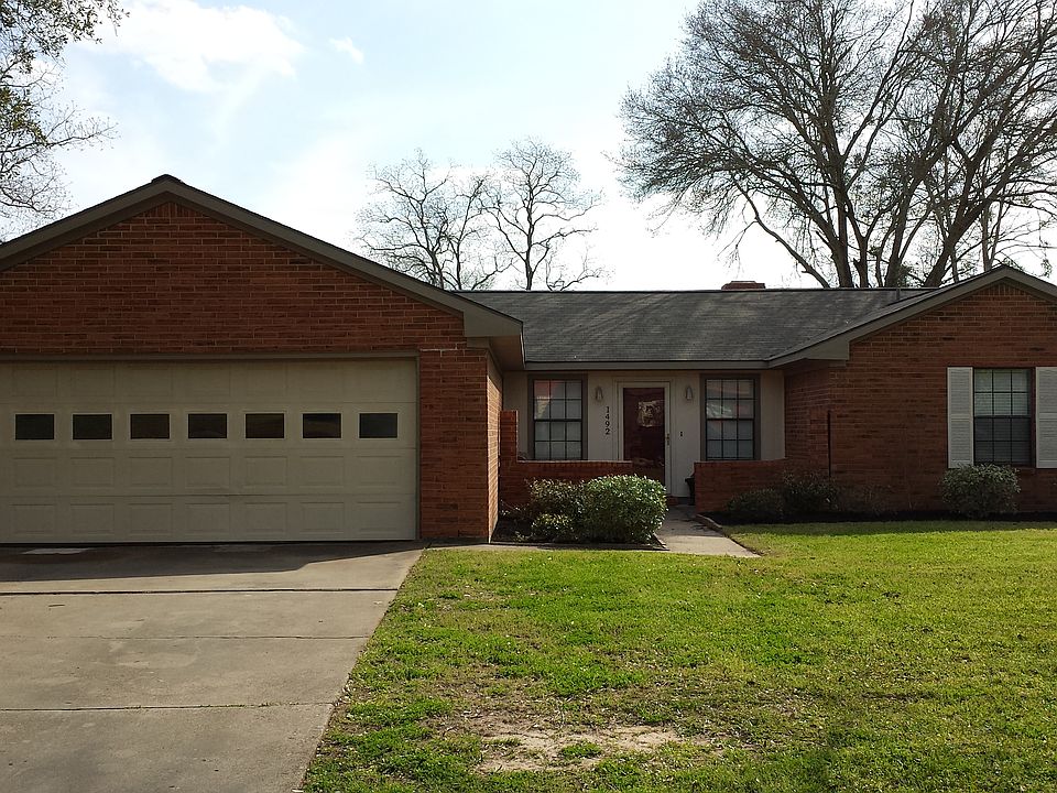 1st image of 1492 Bell Oaks Dr