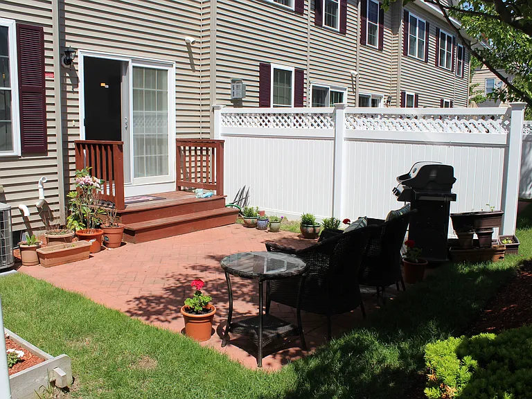 360 A Charles St #4 — Photo 12