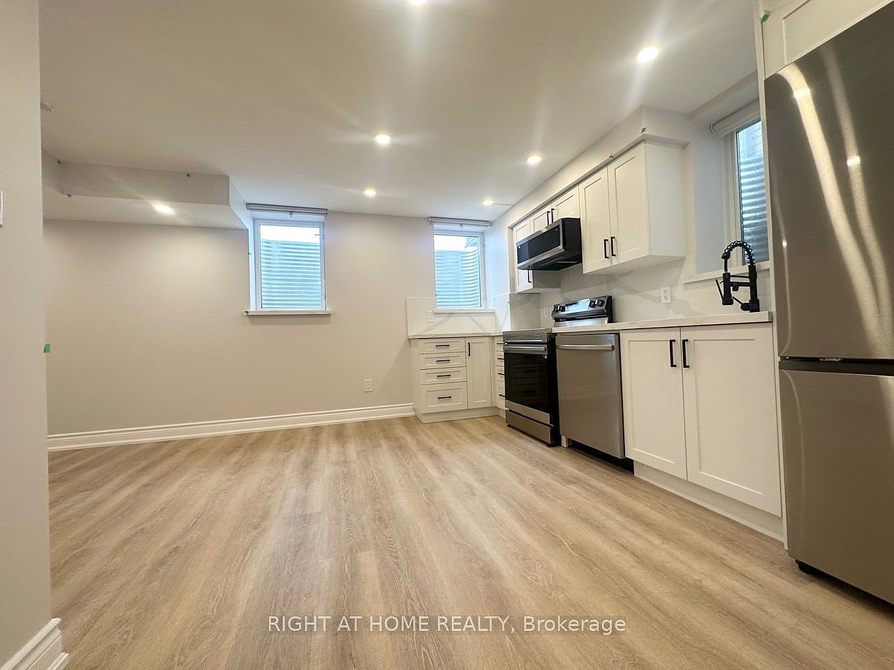22 Gunn Ave, Brantford, ON N3T 0V3 Zillow
