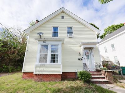 93 Bank St, North Attleboro, MA, 02760