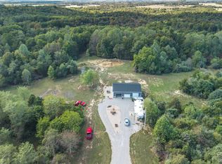 1318 Greenbrier Rd, Seaman, OH 45679