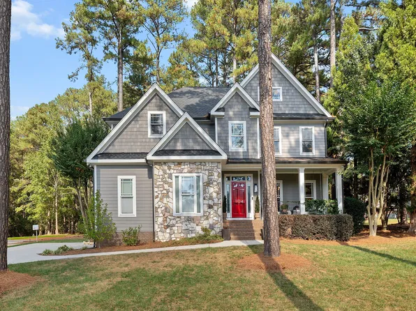 104 Camille Cir, Youngsville, NC 27596