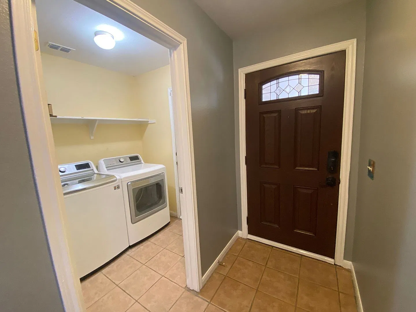 Step into comfort and convenience at 5215 Coppermead Lane! — Photo 2