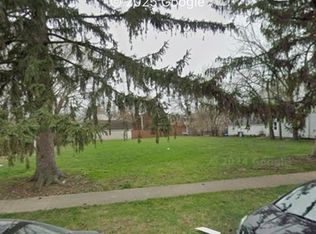 932 W New York St, Aurora, IL 60506