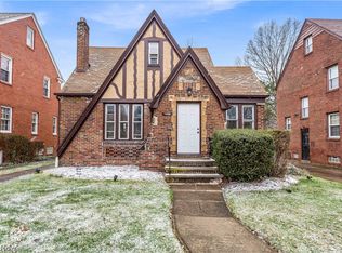 1000 Pennfield Rd, Cleveland Heights, OH 44121