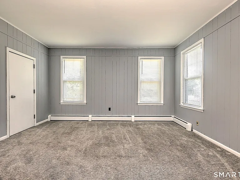 90 N Turnpike Rd #1 — Photo 11