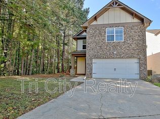 111 Covington Ter, Newnan, GA 30263