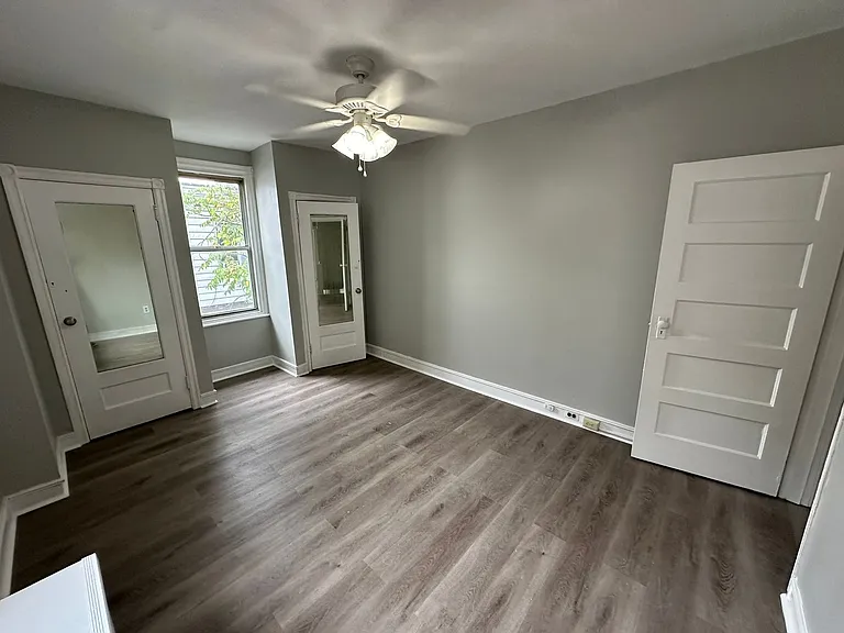 5743 Pemberton St — Photo 11