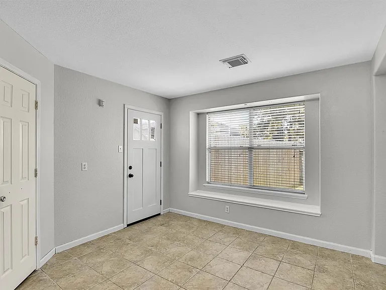 6507 Bluestone Springs Ln — Photo 6