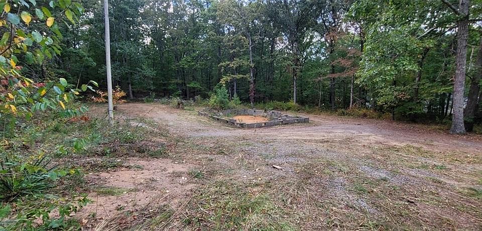 1st image of 120 Peachtree Dr SE #11