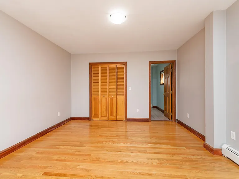 21 Orchard St #1 — Photo 8