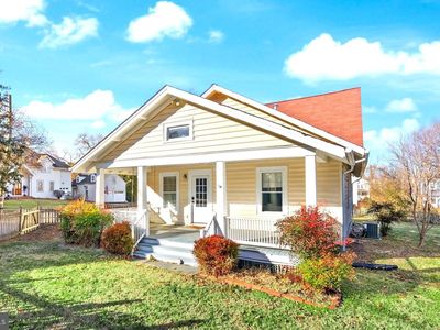 820 Locust St, Herndon, VA, 20170