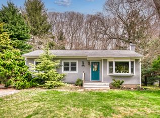 52 Cedar Dr, East Hampton, NY 11937