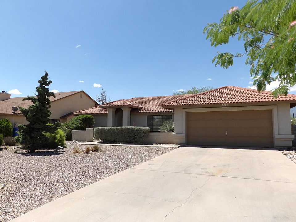 1st image of 3804 Saint Andrews Dr