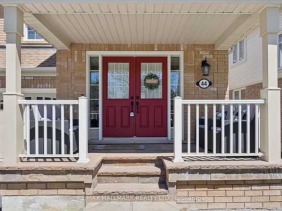 4th image of 44 Fred Silvester Rd