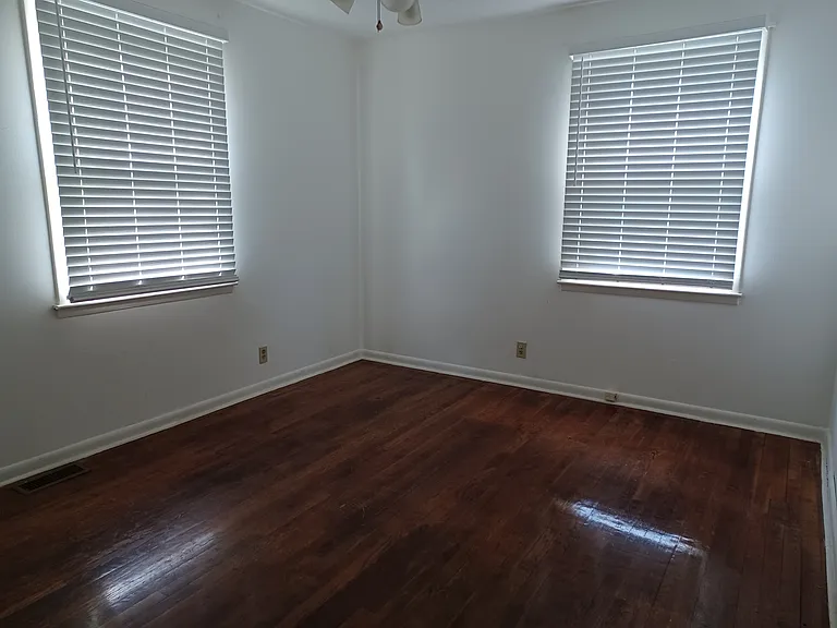 622 Eastboro Dr — Photo 7