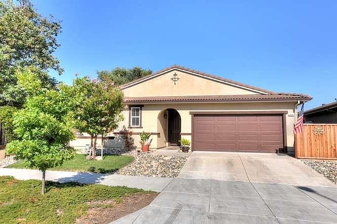 1st image of 9570 Grande Dr