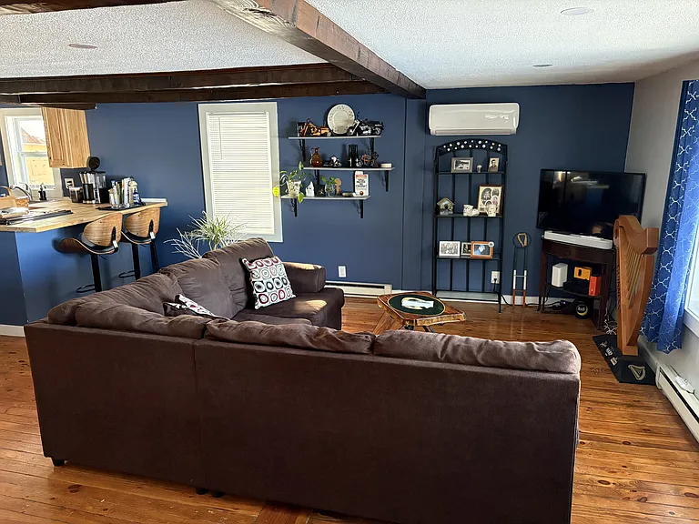 2 Fox Ln — Photo 3