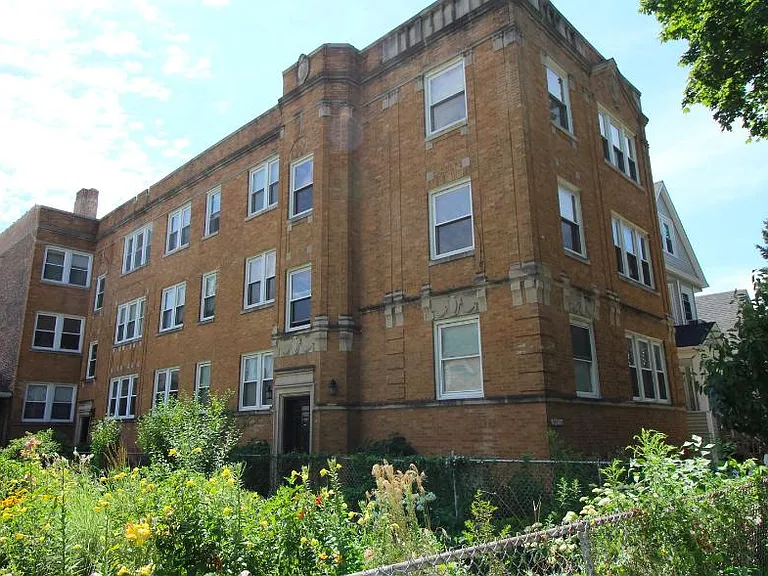 4027 N Monticello Ave — Photo 10