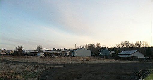 2nd image of 8166 Valley Rd NE