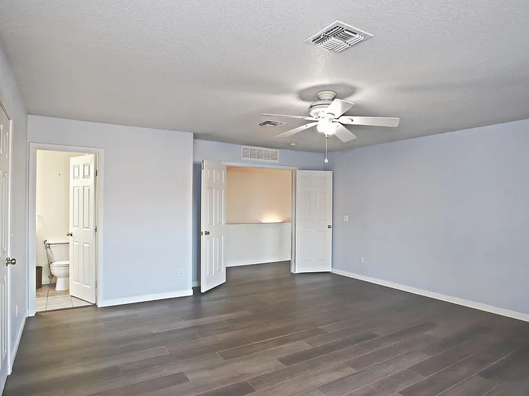 8833 S 13th Pl — Photo 23
