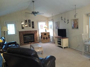 2917 Plum Leaf Cir, Saint Charles, MO 63303