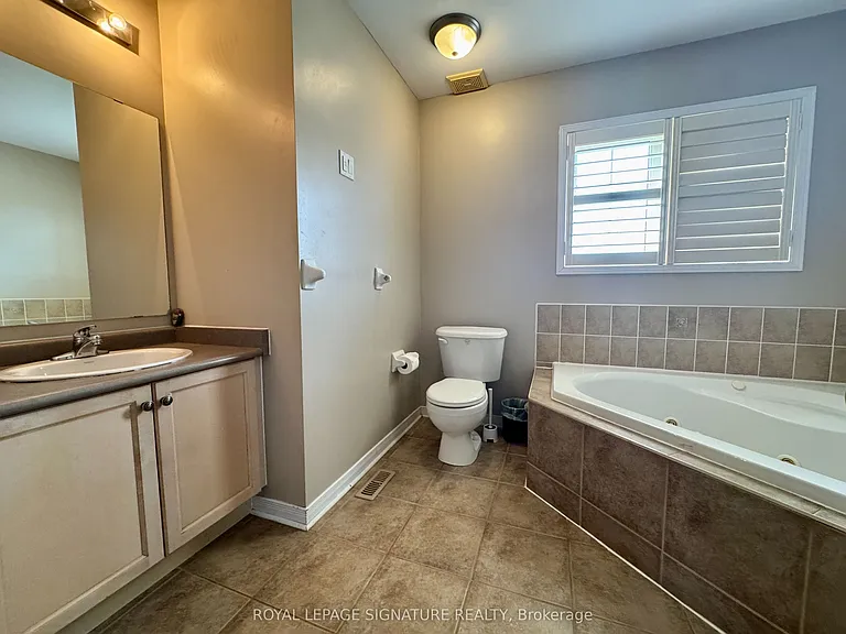 41 Yale Ln — Photo 12