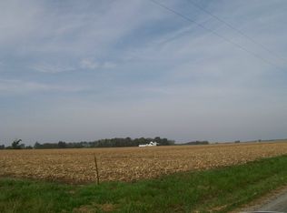 N 200th St, Altamont, IL 62411