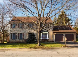 3513 Country Club Rd, Allentown, PA 18103