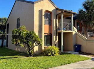 8245 NW 191st St #2-B, Hialeah, FL 33015