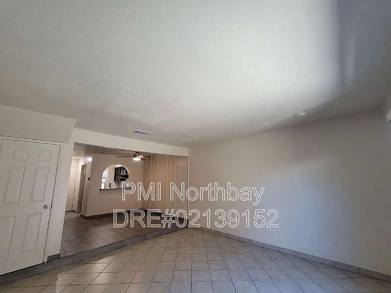 2 bed, 2.0 bath, 1100 sqft, $1,995 — Photo 4