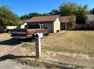 8842 Meadow Range St, San Antonio, TX 78250