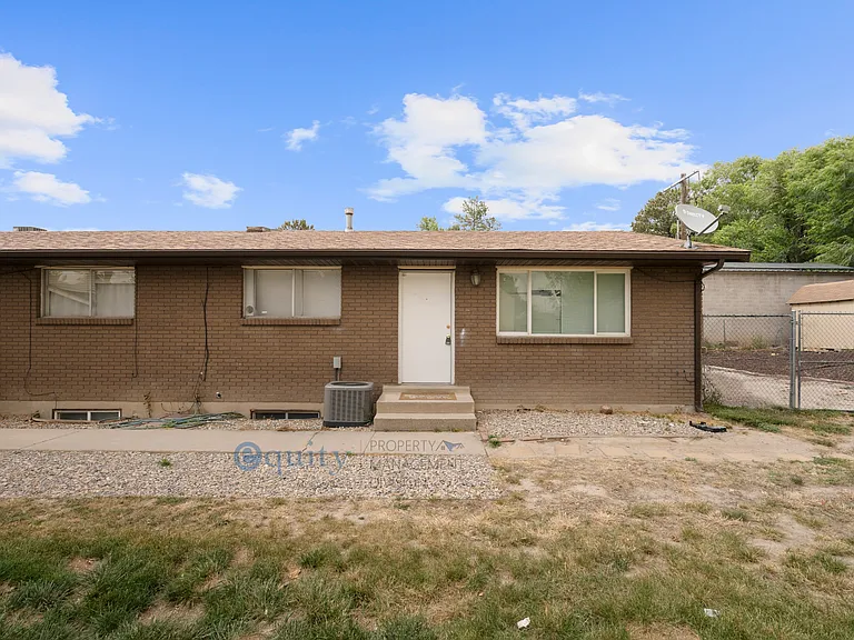 7705-7707 S Sandra Way #7707-B — Photo 1