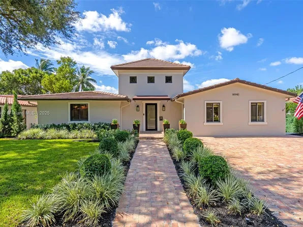 14940 Egan Ln, Miami Lakes, FL 33014