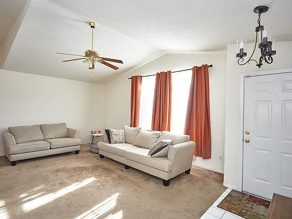 5th image of 7615 Hawthorne Ave