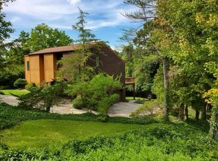 4 Winthrop Rd, Carnegie, PA 15106