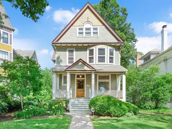 128 Wesley Ave, Oak Park, IL 60302