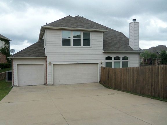3rd image of 495 Mariposa Dr