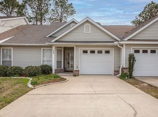 1393 Tiger Lake Dr, Gulf Breeze, FL 32563