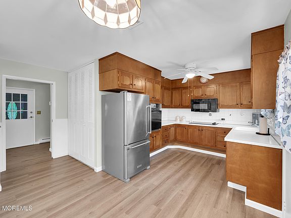 5th image of 620A Huntington Drive