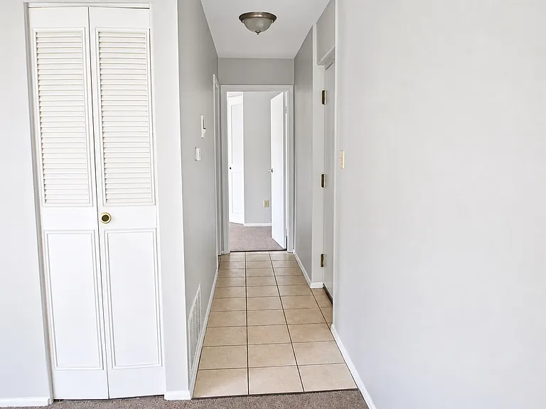 295 Moon Clinton Rd — Photo 5