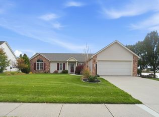 9704 Kildare Xing, Fort Wayne, IN 46835