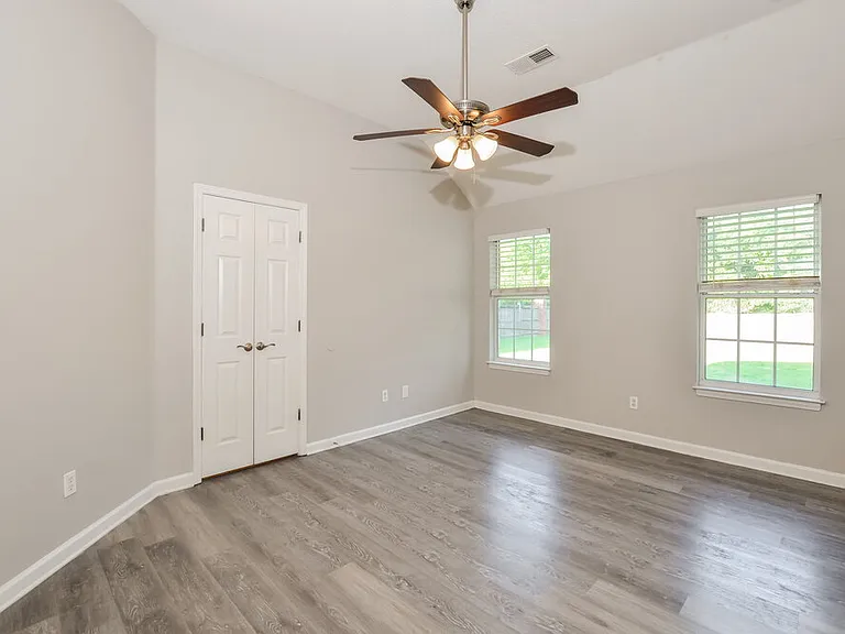 8280 Dexter Ridge Cv E — Photo 11
