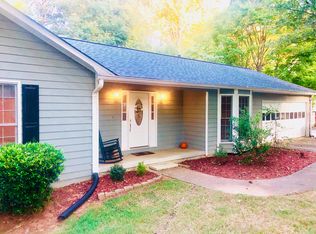295 Monivea Ln, Roswell, GA 30075