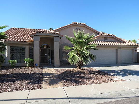 2nd image of 10910 W Cottonwood Ln